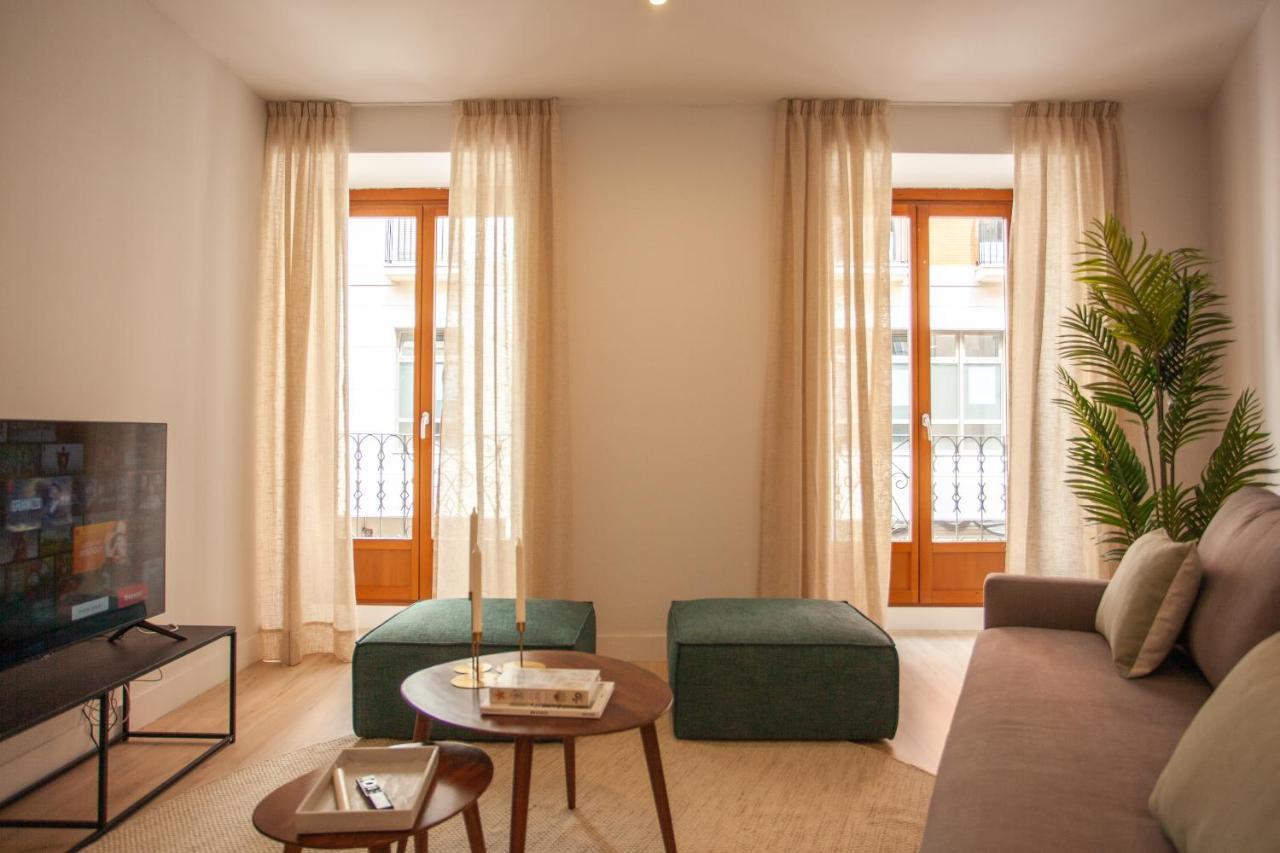 Apartment In Chamberi Мадрид Стая снимка