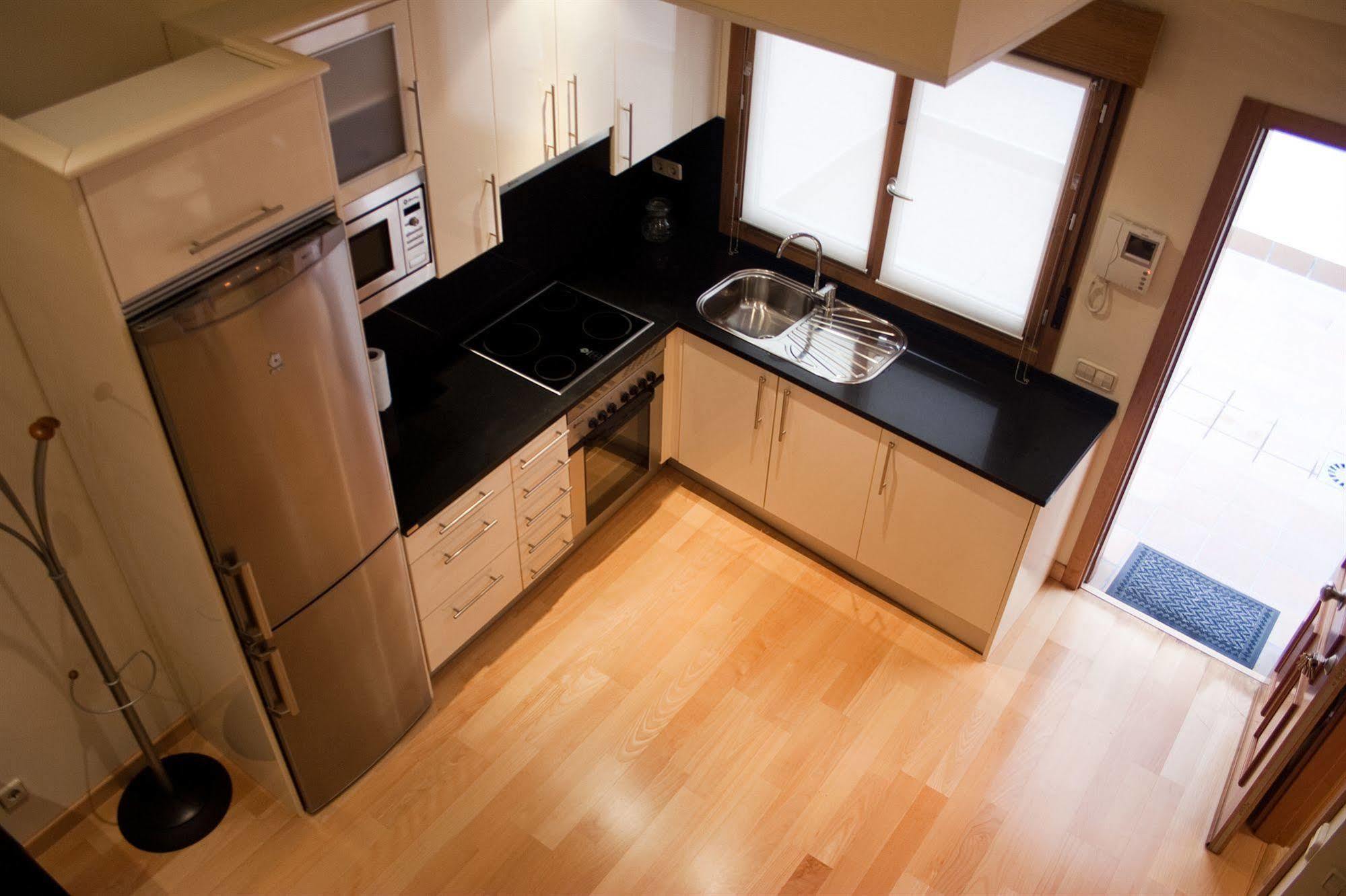 Apartment In Chamberi Мадрид Екстериор снимка